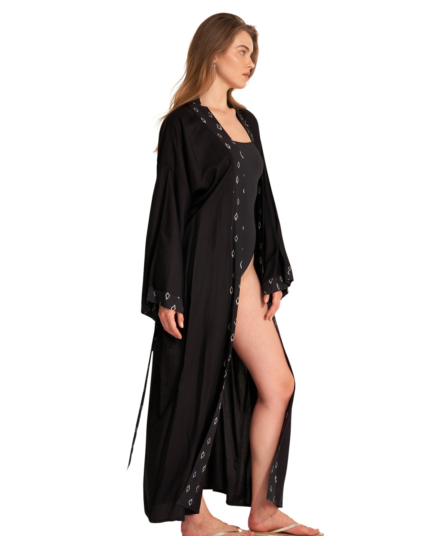 Side View Of Gottex Beach Life Midi Cover Up Kimono | GOTTEX BEACH LIFE DIAMOND BLACK